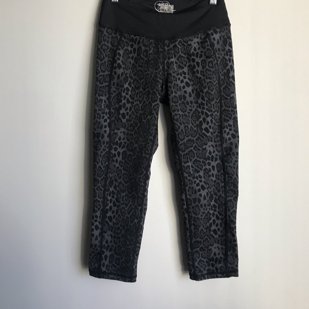 Mid-Rise Knee Tights